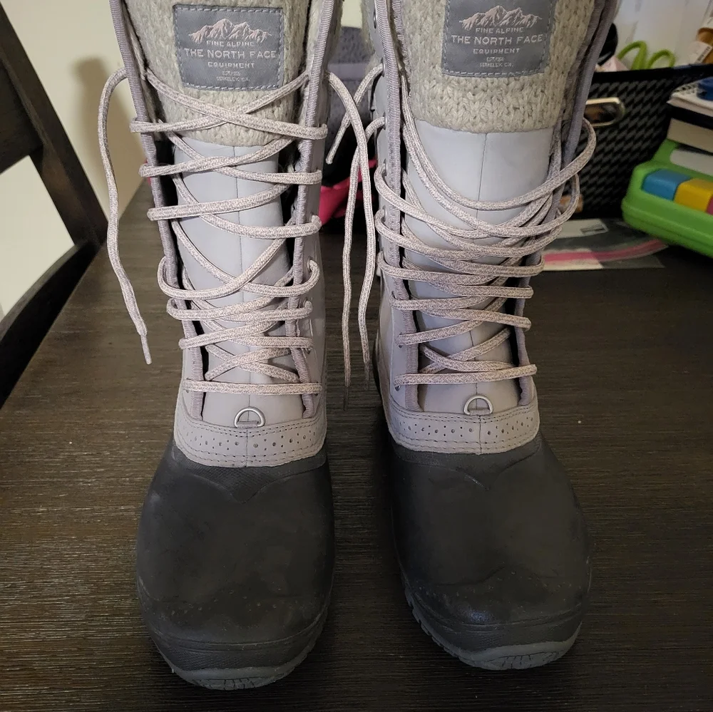 The north face womens winter boots size 10.5 - Picture 3 of 15